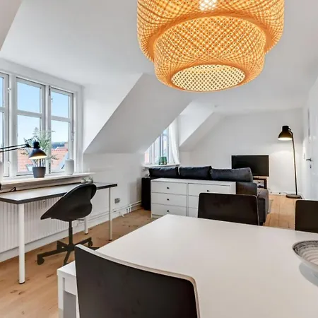 One Bedroom In Aarhus, Ole Rmers Gade 104 Орхус